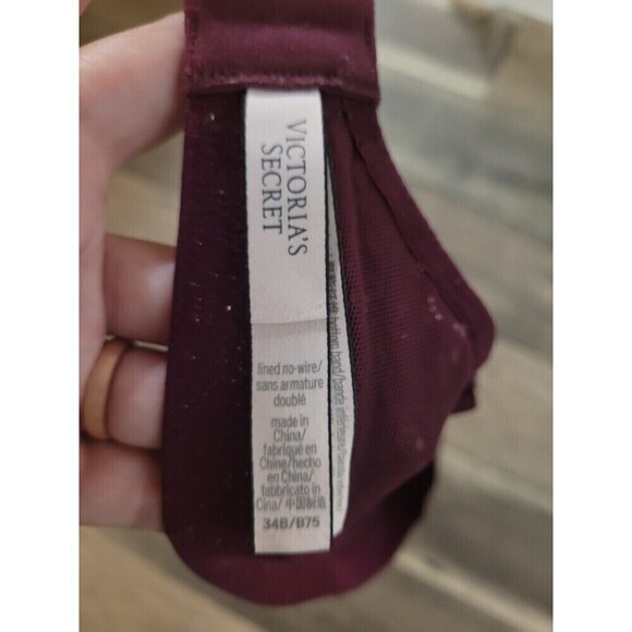 2 for $20 Victoria's Secret Lace No Wire Bra 34B - Picture 8 of 8